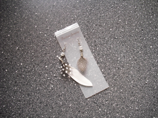 Fantasy, Larp, Ohrschmuck. Motto. Easter, Federn, Boho, Ohrringe Modeschmuck, Zweierlei, Silberfarben grau, Elfen