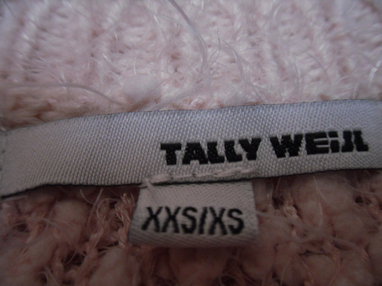Kuscheliger Pullover in hellrosa