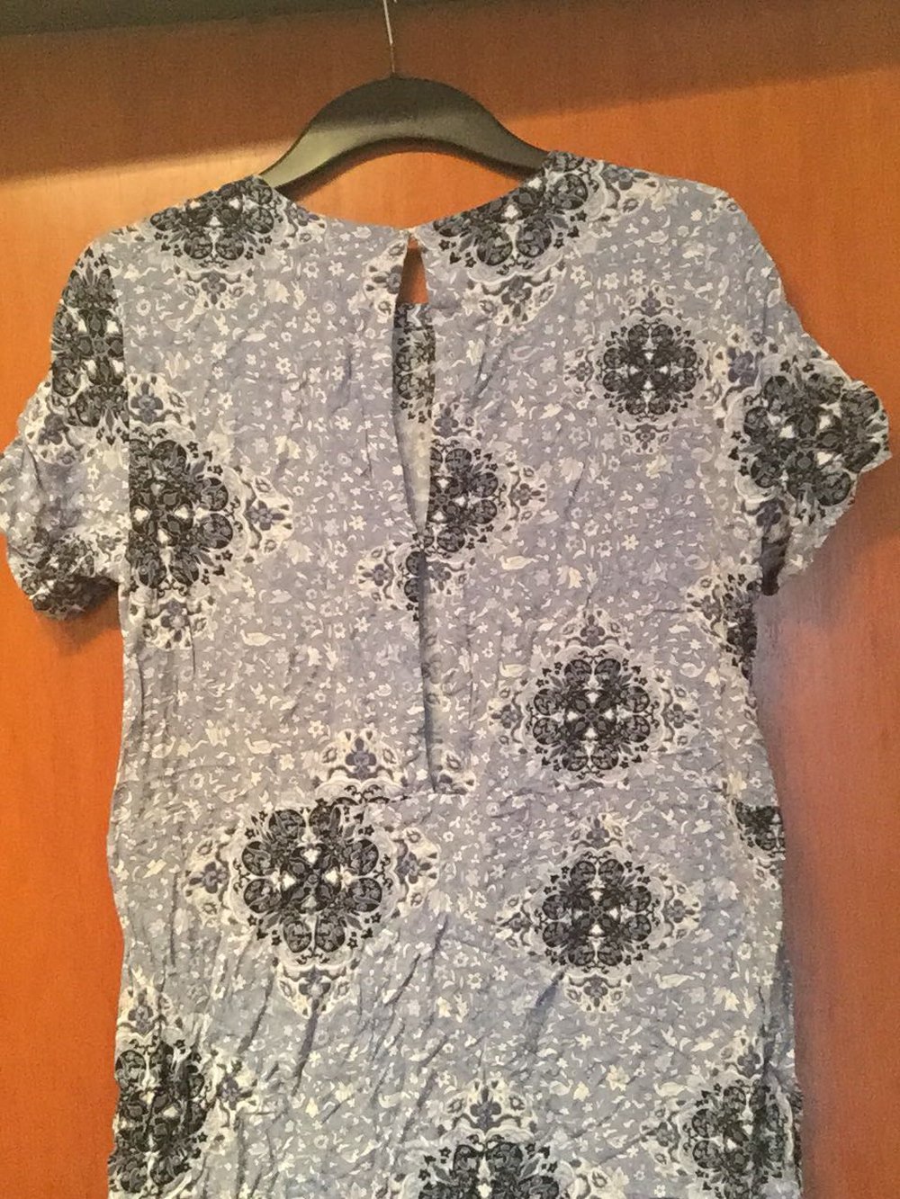 Viskosekleid
