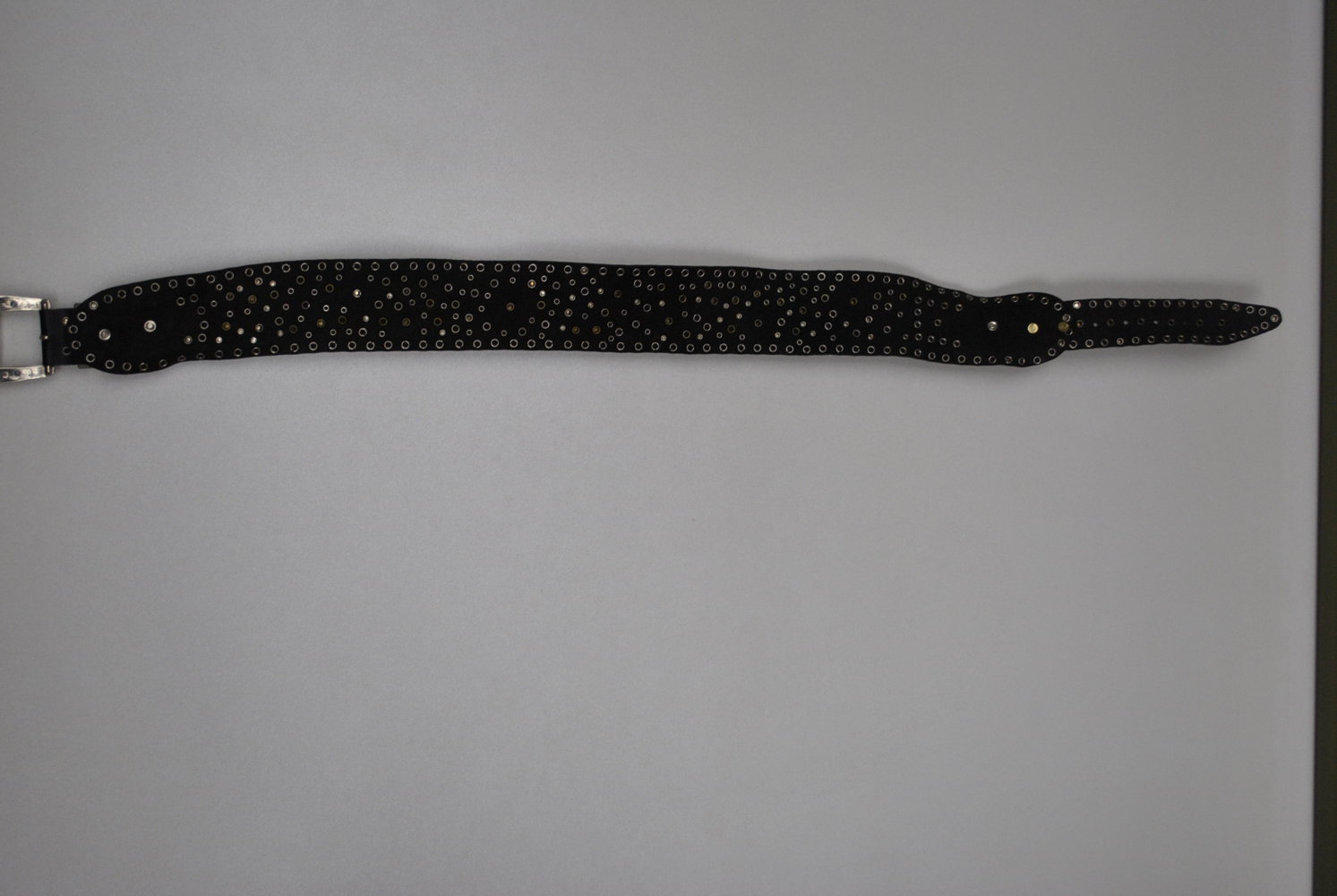  Gürtel Nieten Nietengürtel 85cm Umfang Leder schwarz breit 