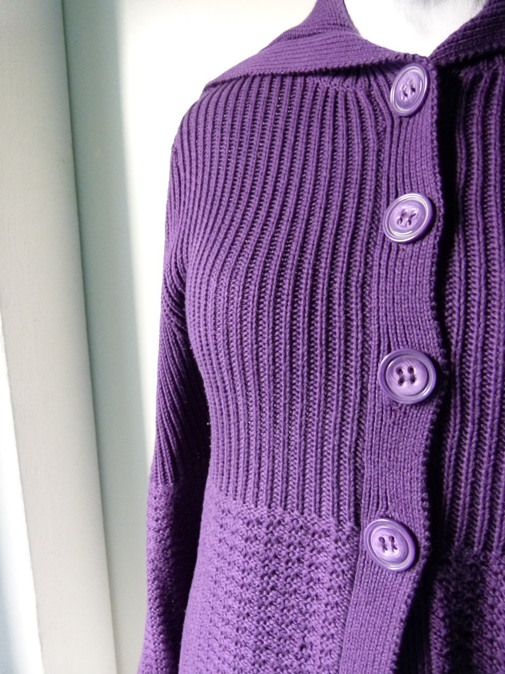 Lange Strickjacke Cardigan, violett lila, Boho Mori Goa Festival Hippie Lagenlook Winter