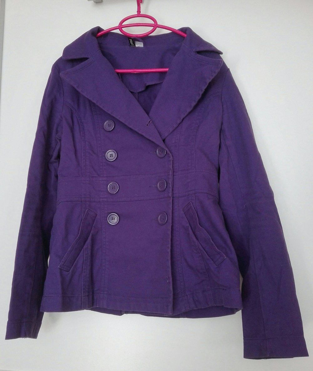 lila Jacke von H&M