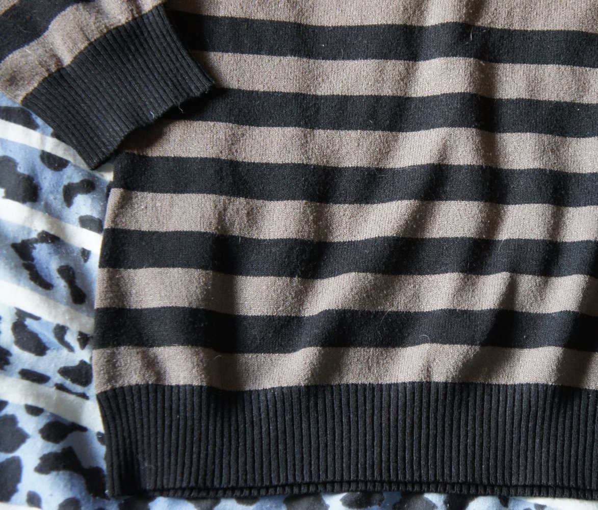 Shirt langarm Pulli Pullover Gr. S 38 Longshirt braun schwarz H&M V-Ausschnitt
