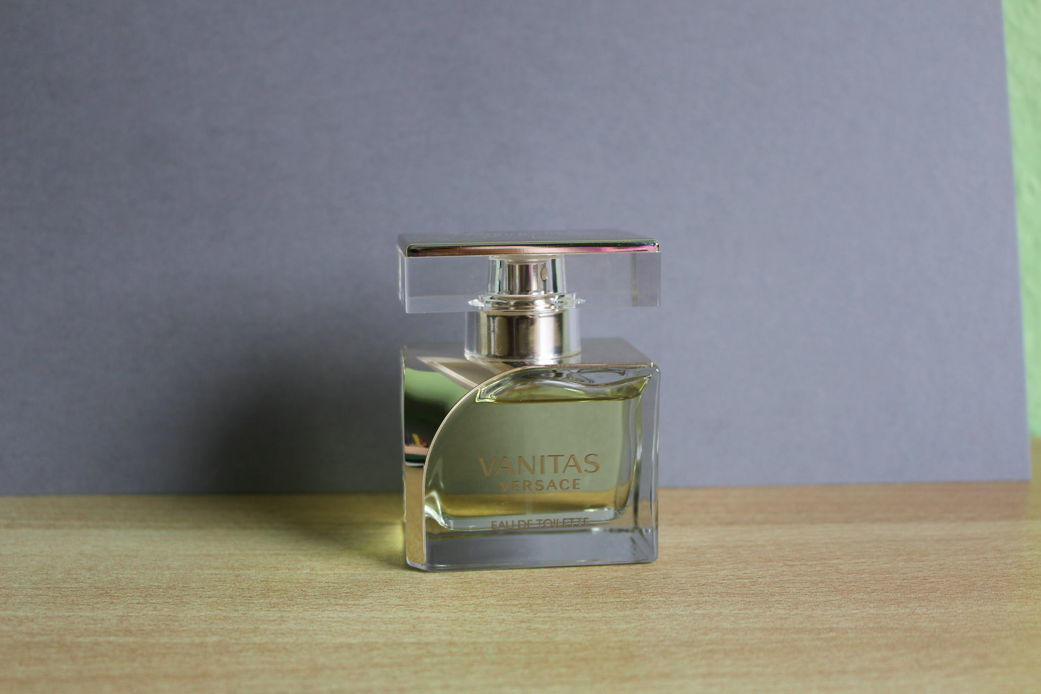 274. Vanitas eau de Toilette von Versace, 50 ml
