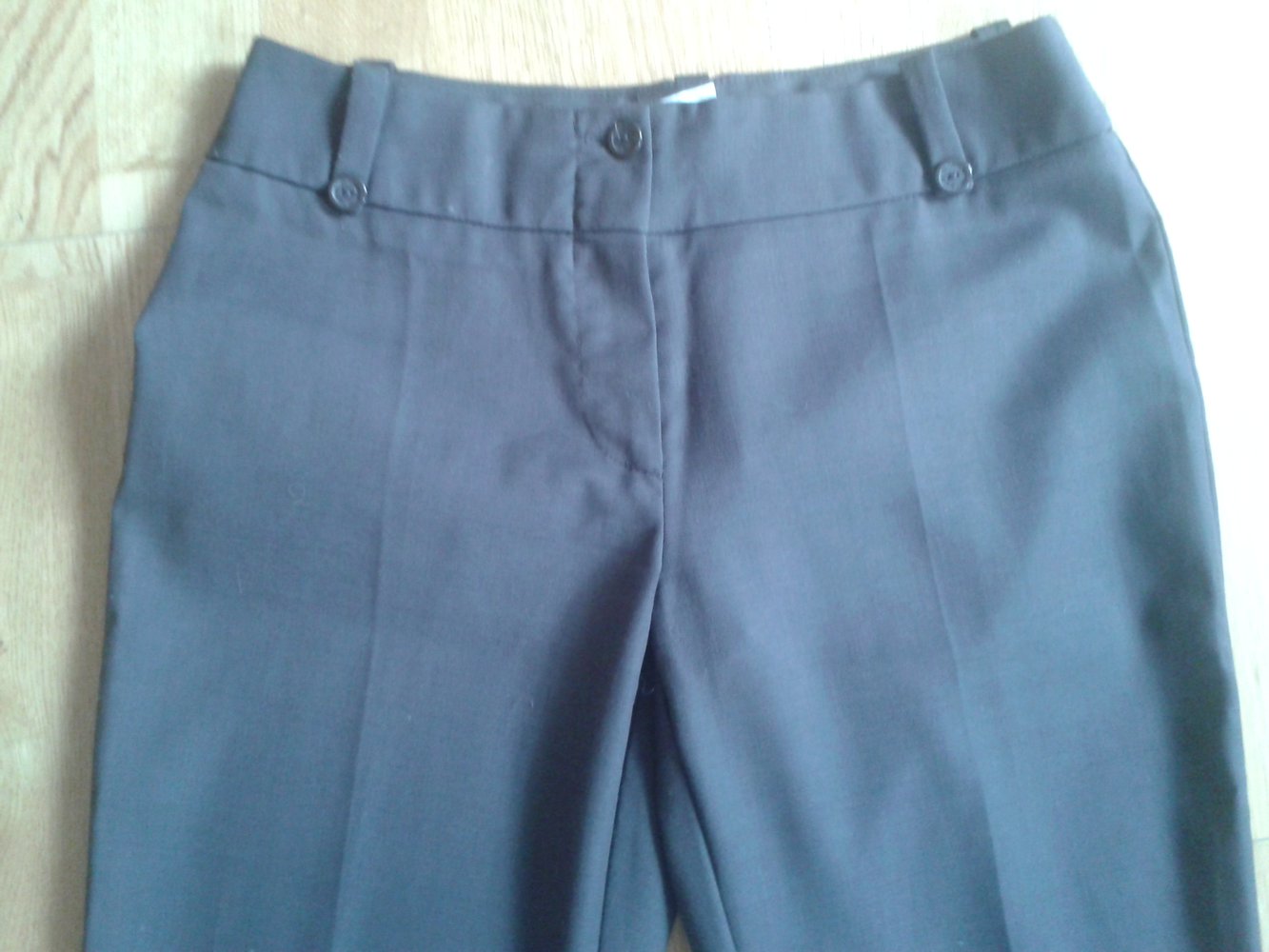 Hose schick braun
