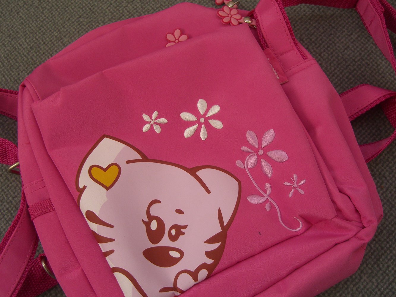 Pinke Tasche mit süßem Motiv