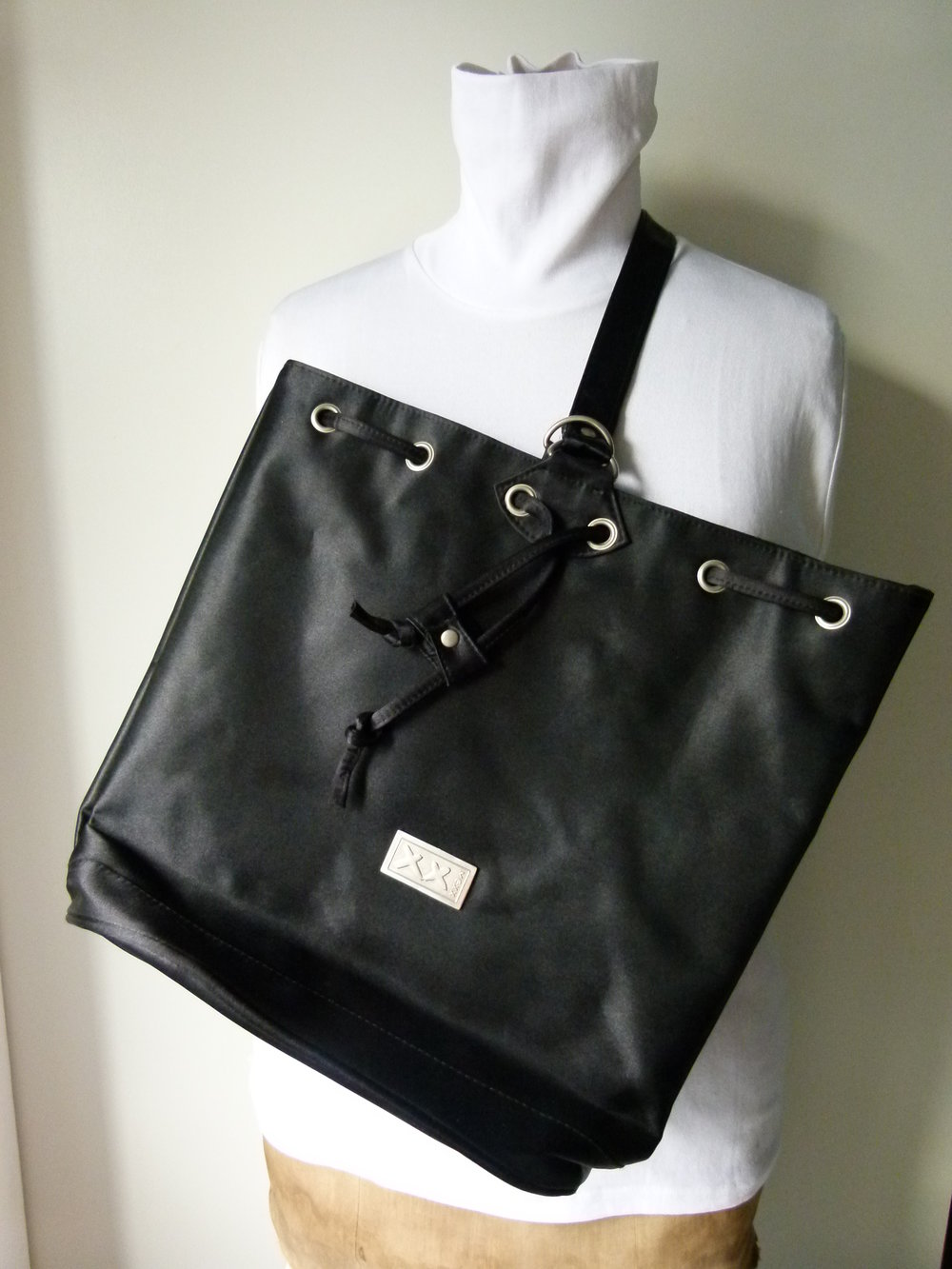 Mexx Umhängetasche Rucksack Shopper, schwarz, NEU, Urlaub Strand City Shopping Festival