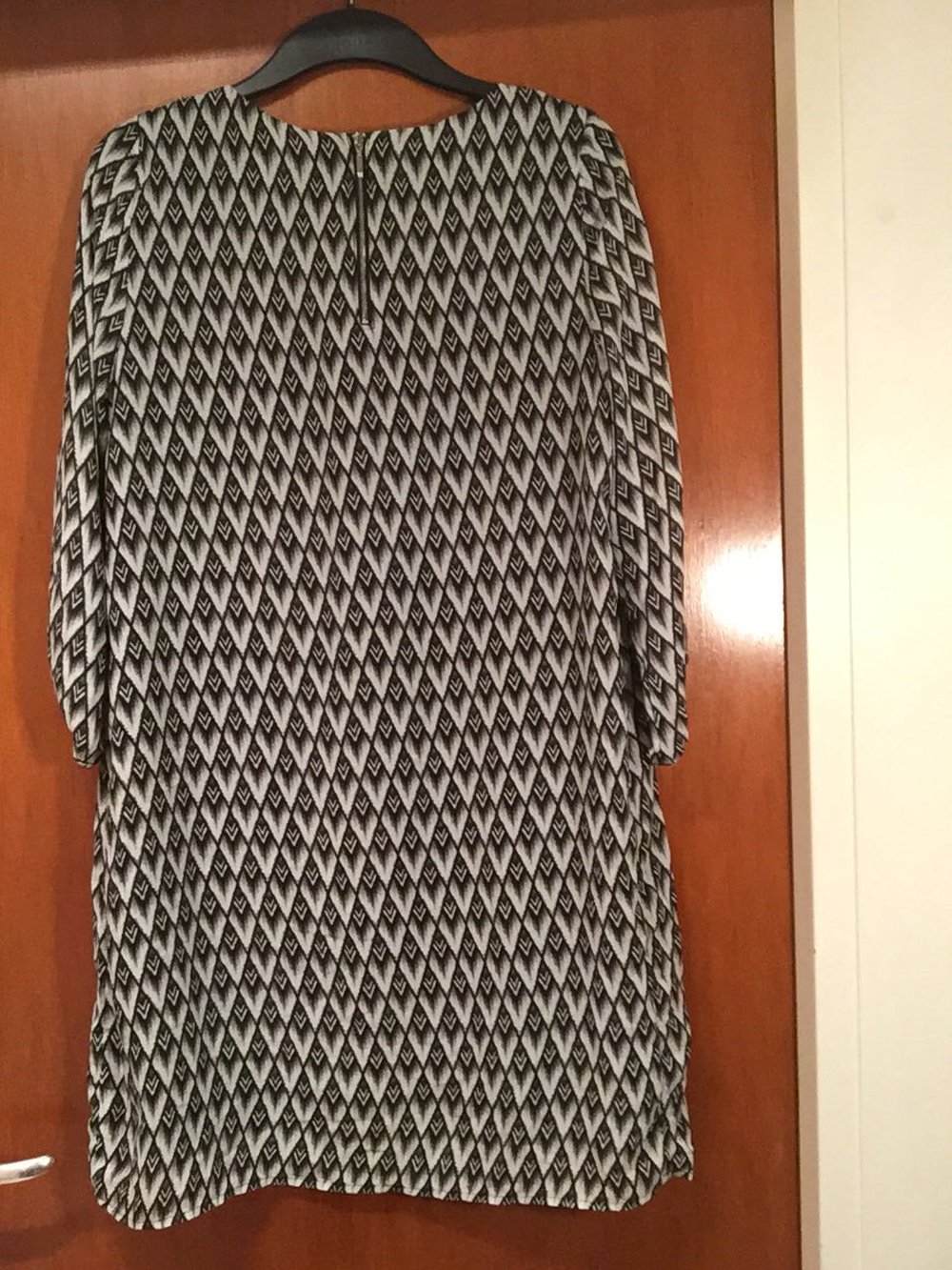 Chiffonpolyester Kleid NEU