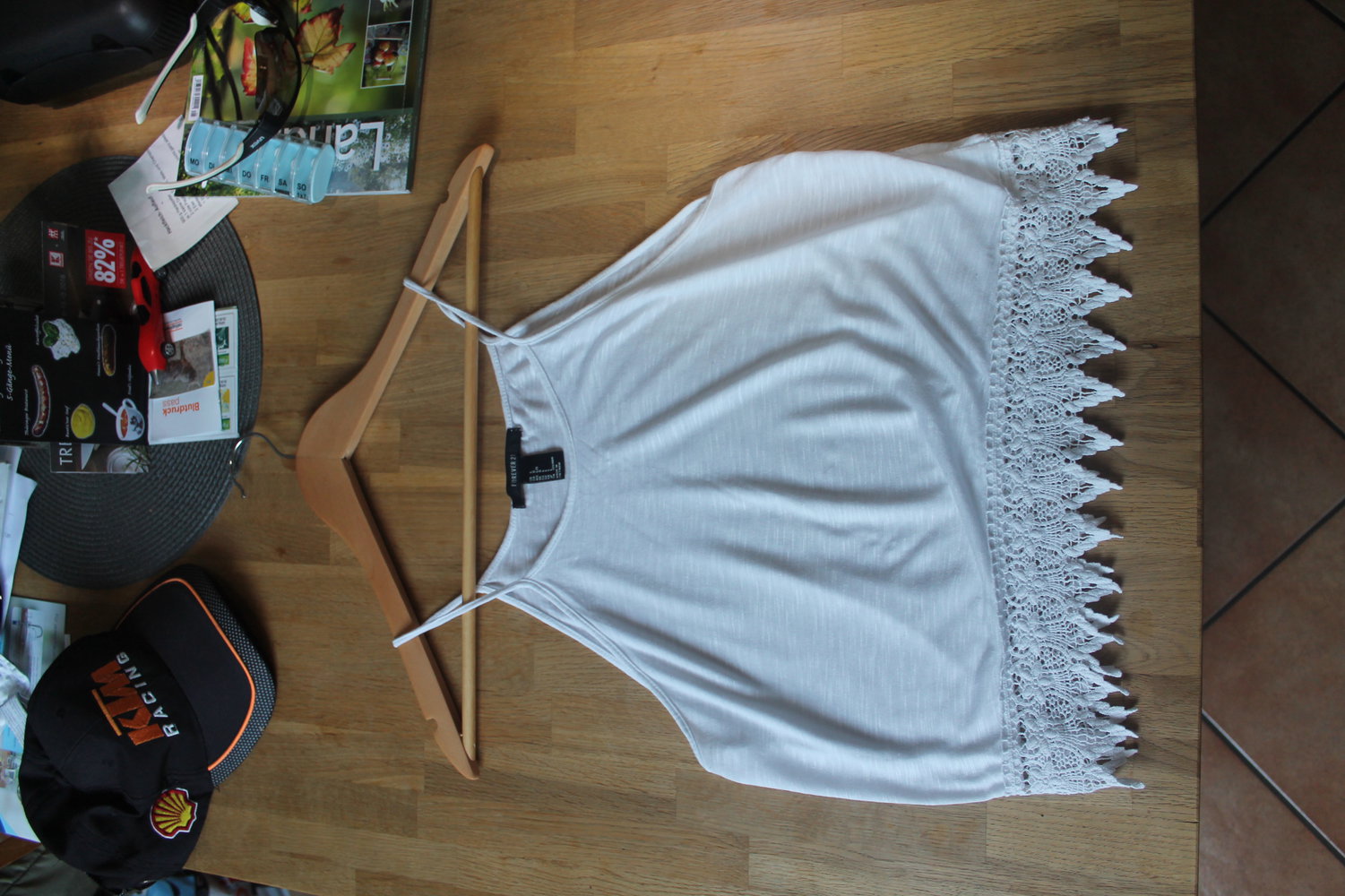 Spitzen Oberteil in creme-weiß von Forever 21!