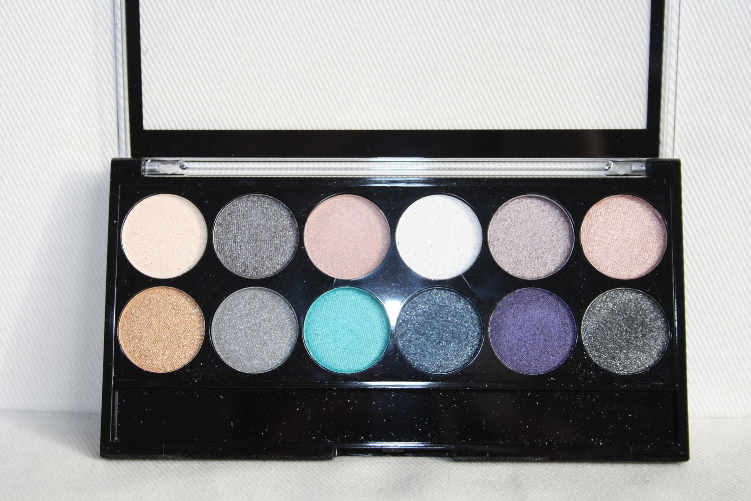 * MUA Lidschatten Palette Dust til Dawn