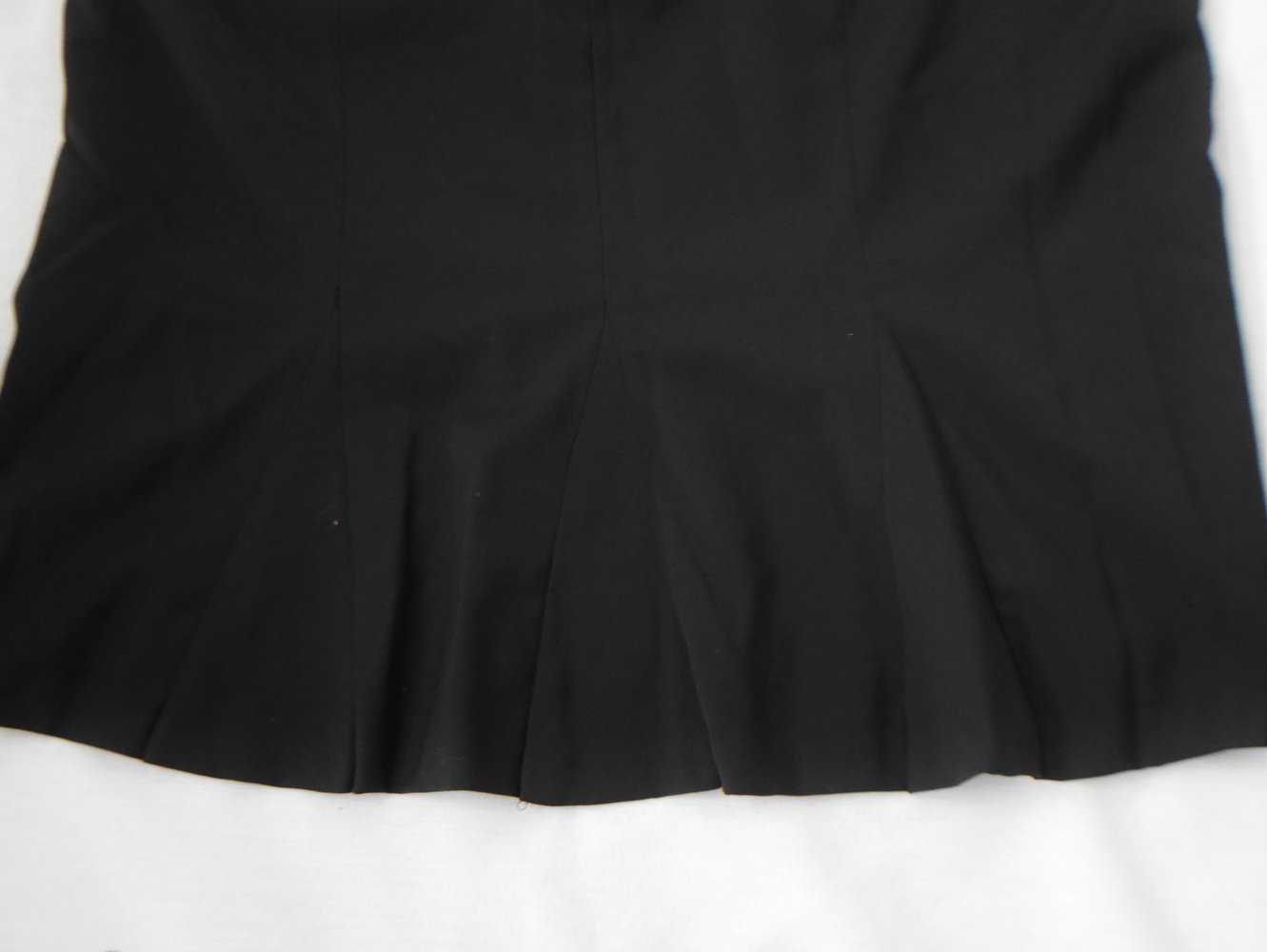 Laurel: Schwarzer Rock / Businessrock (40)