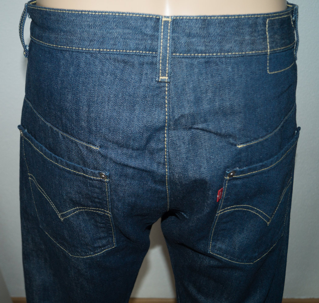 Levi's Twisted Jeans - Neuwertig - Gr. 32x34