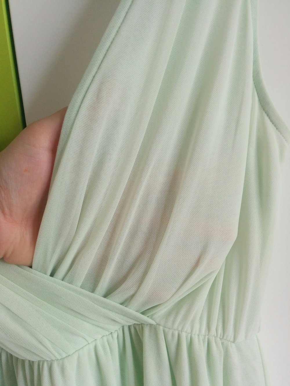 Mintfarbenes Kleid