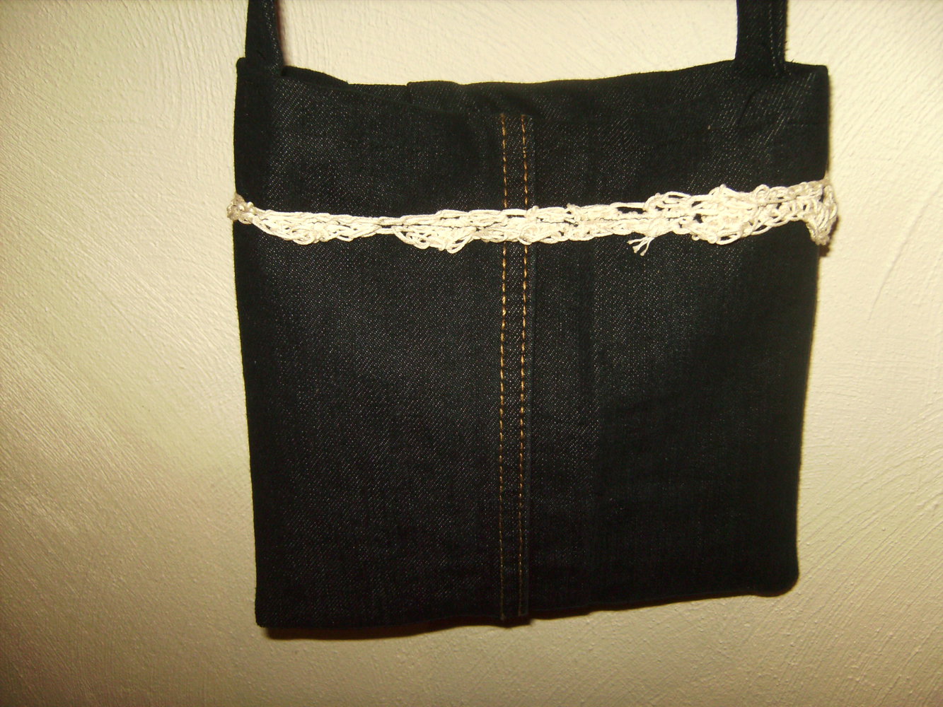 Beuteltasche, Festival Tasche, Jeans Upcycling Unikat!  Umhängetasche Einzelstück Jeansstoff, Beutel klein Stickerei Romantik, Party, Event, Motto