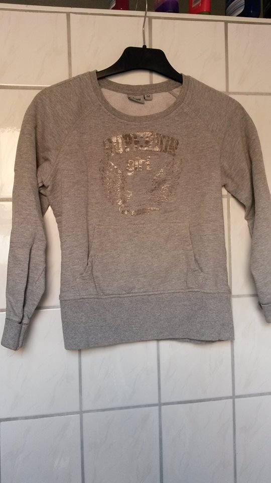 Sweatshirt gr. 152