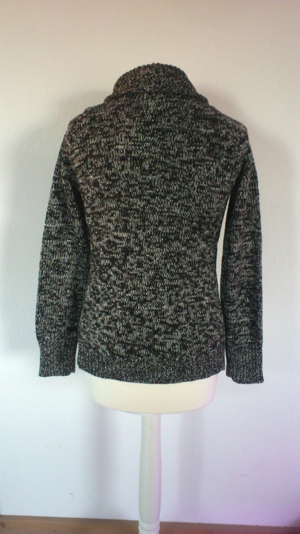 Schwarz braun weiß melierter Cardigan hüftlang Größe XS S 34 36 Fresh Made