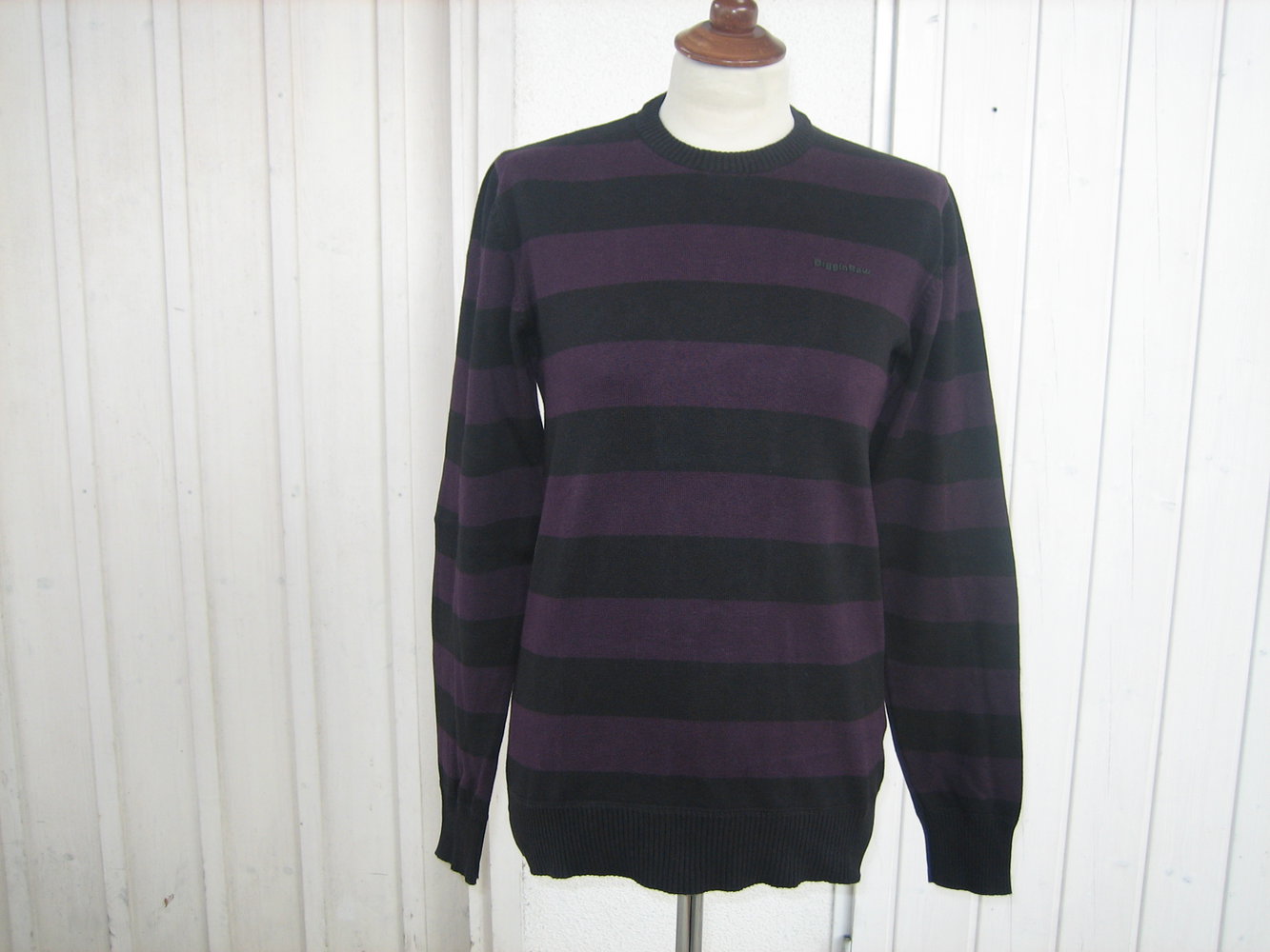 Angenehmer Baumwoll-Pullover Gr. 48/50, edles Streifen-Design - starkes Kombi-Teil!