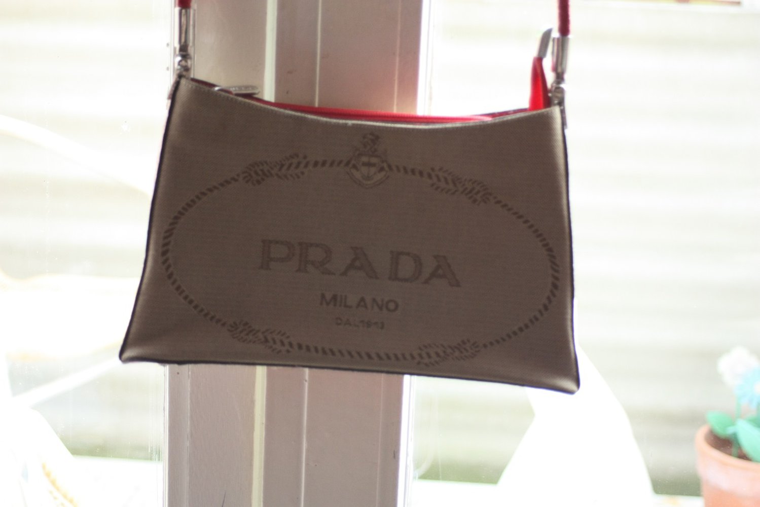 Handtasche Prada Milano, beige, rot