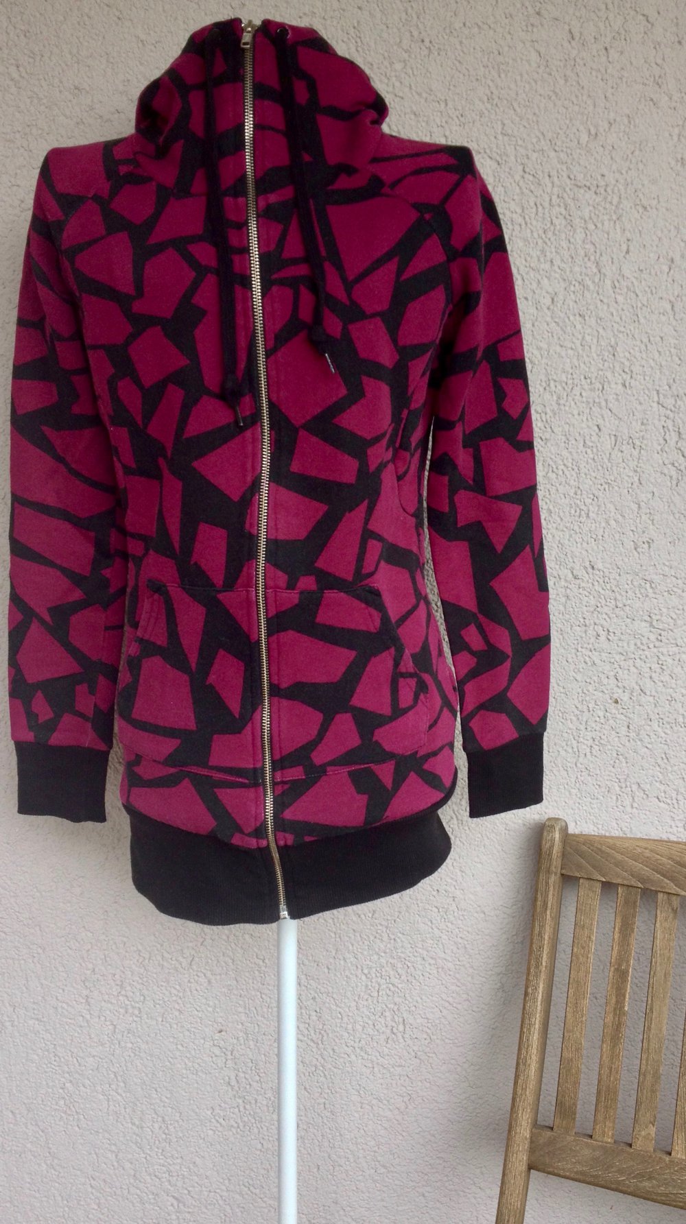 Coole Jacke mit Muster von H&M Divided
