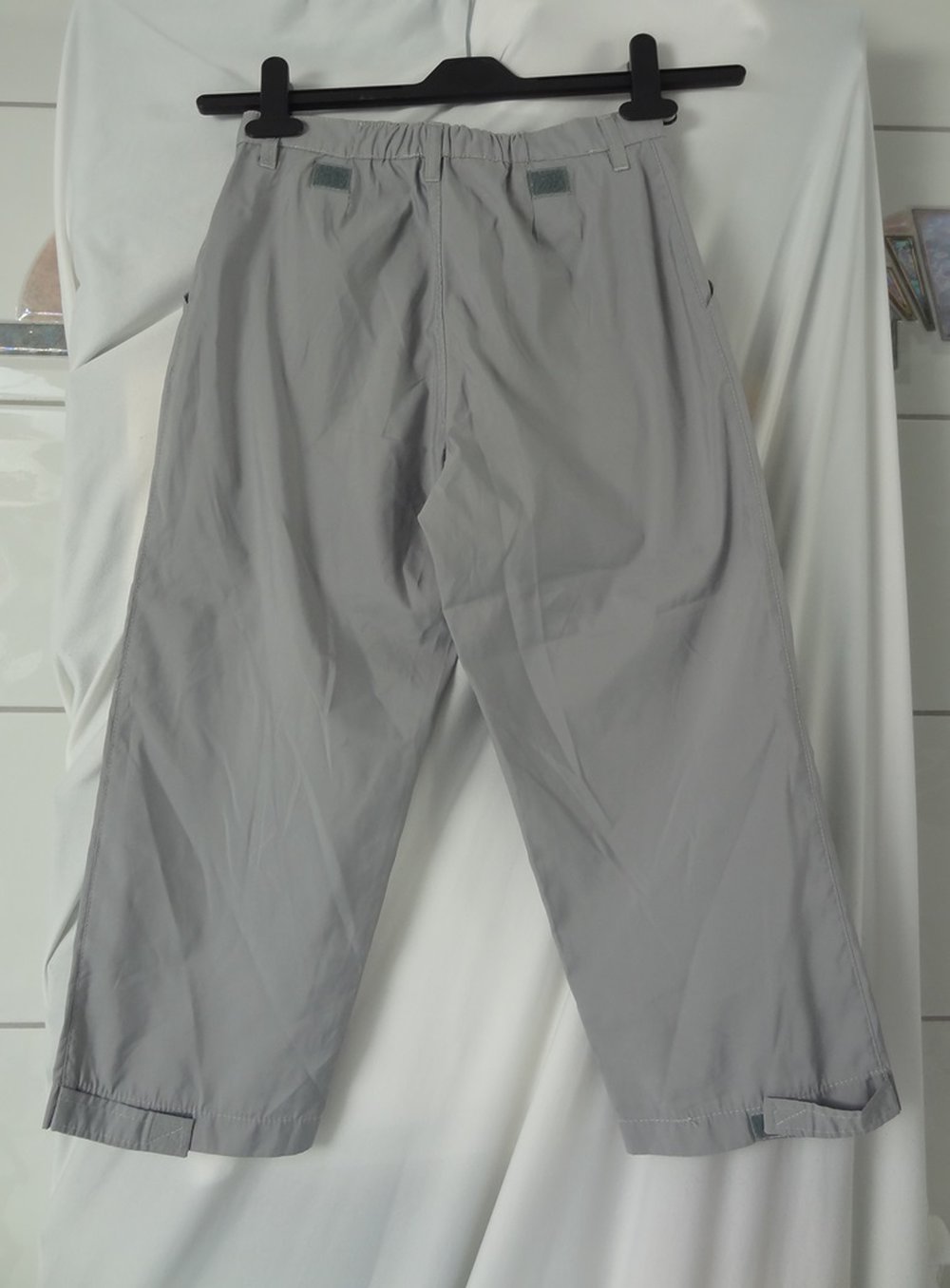 Graue leichte Sommerhose Gr. 152 