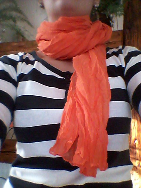 Tuch leicht orange