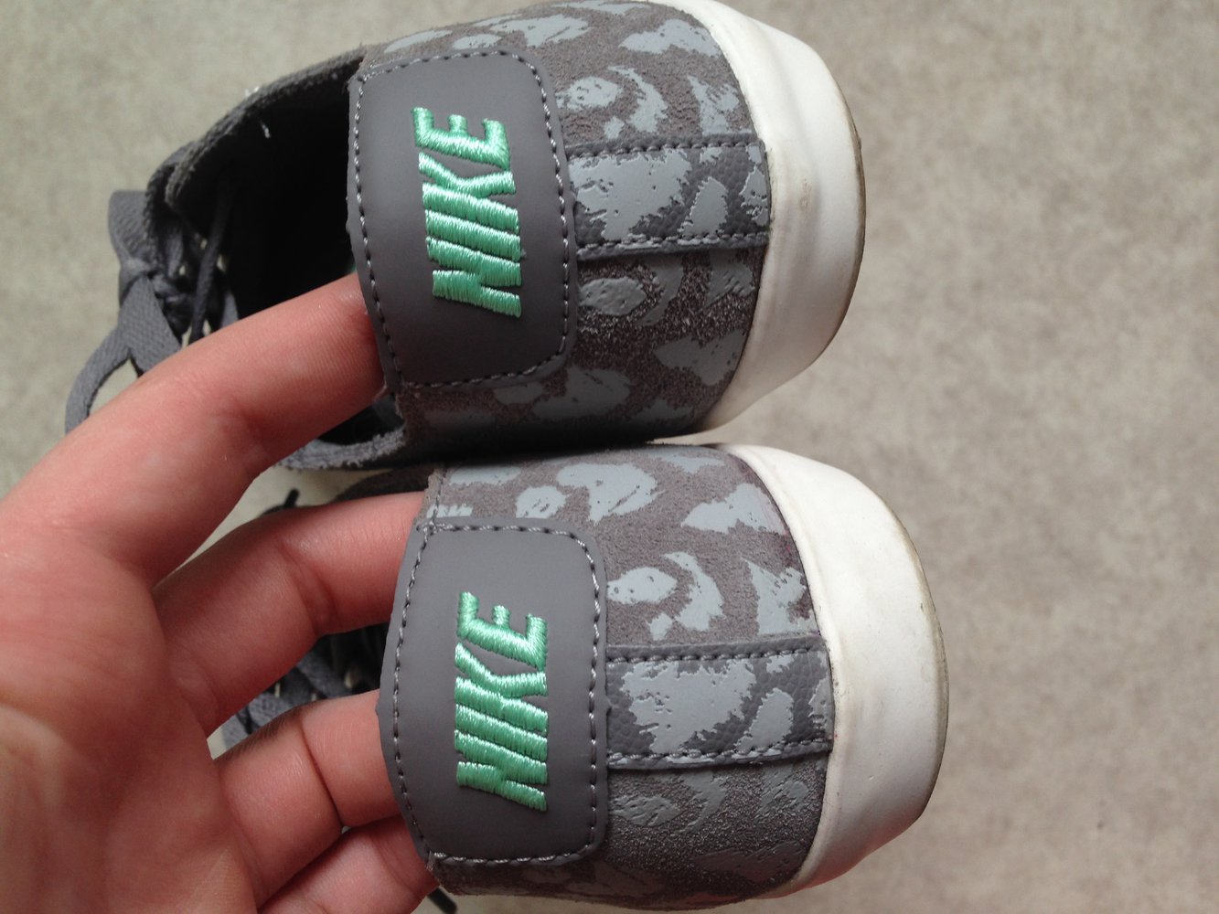 Nike Sneaker