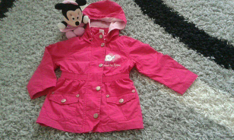 Schöne übergangsjacke Gr. 86