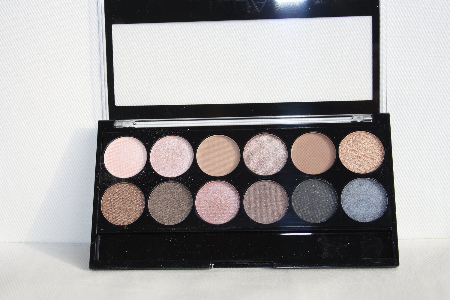 * MUA Lidschatten Palette Undressed