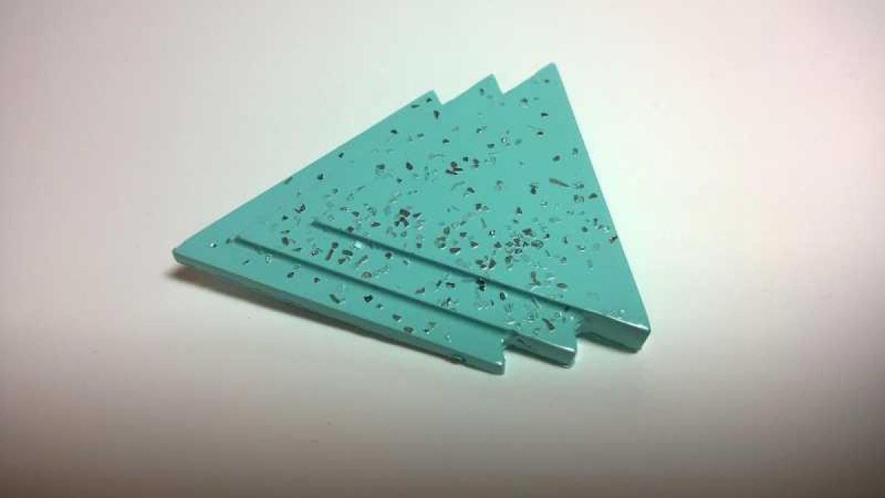 Geometrische Brosche Vintage 80er Türkis