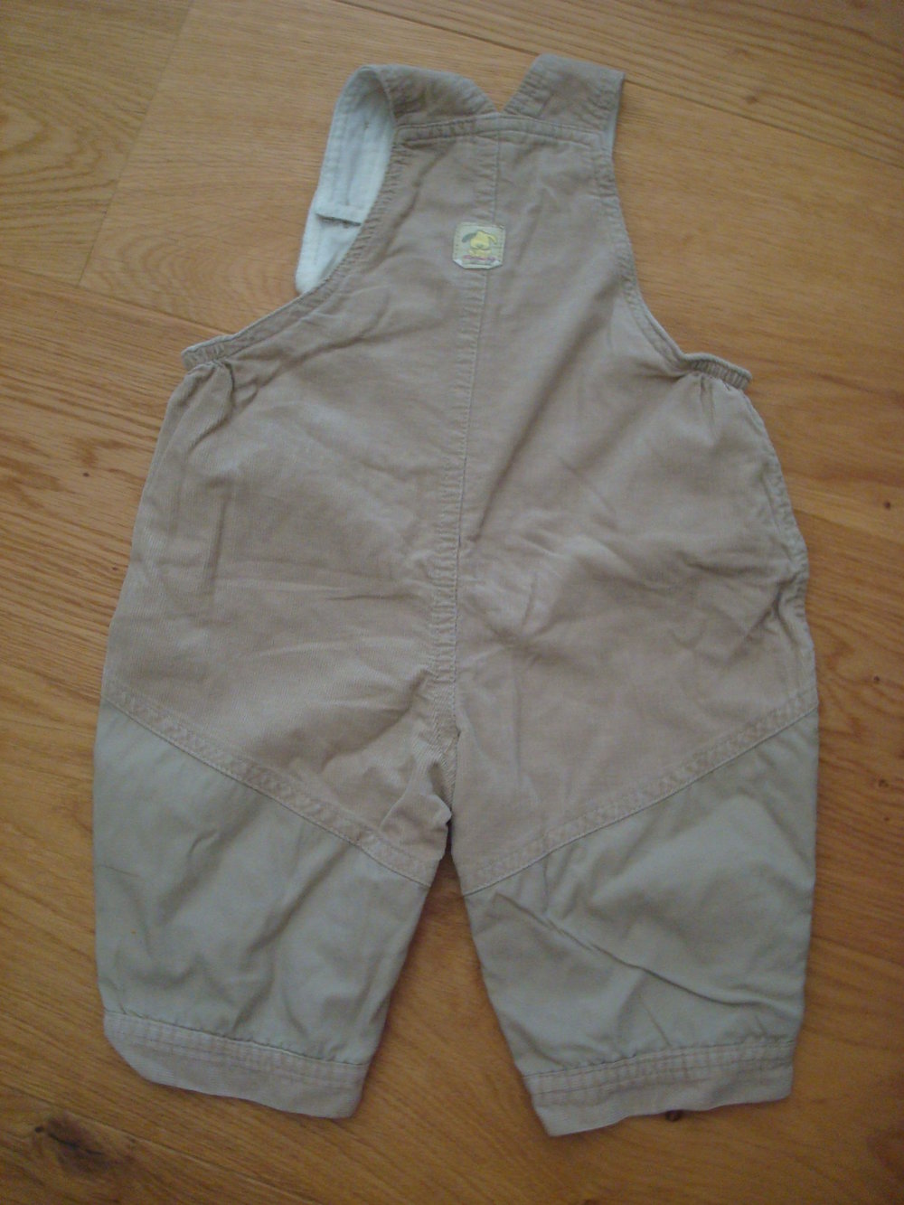 süße Cordlatzhose Gr. 62