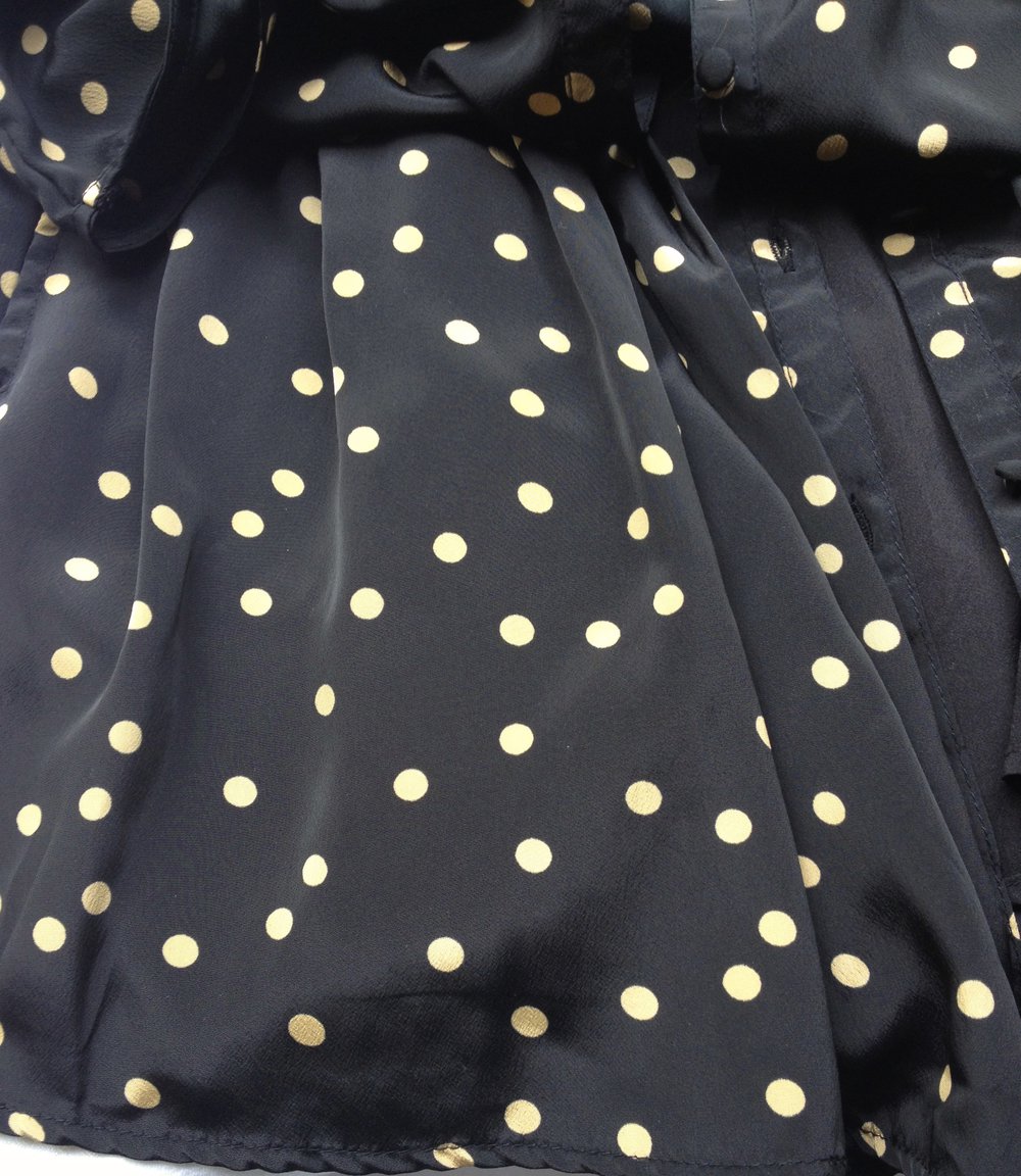 Zara wunderschönes Kleid mit Punkten 