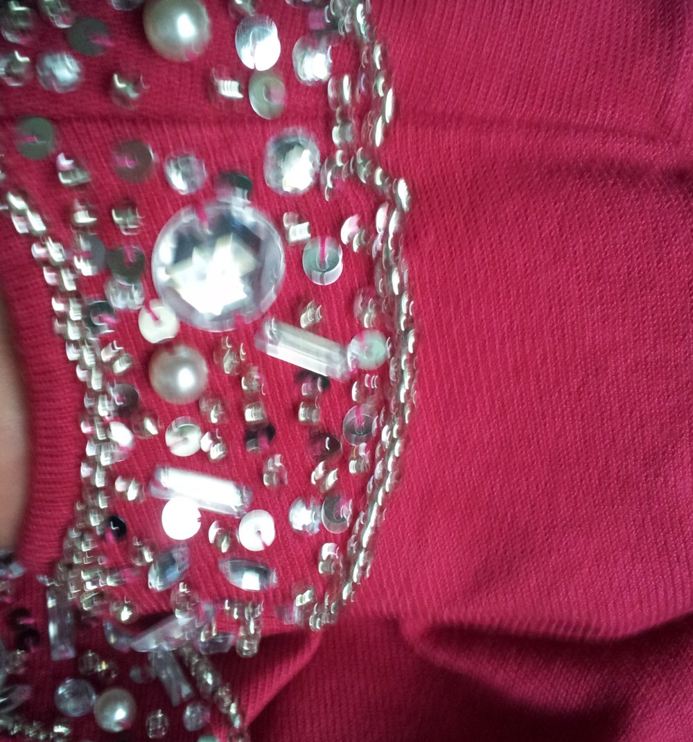 Toller Pullover Steinchchen Glitzer Perlen