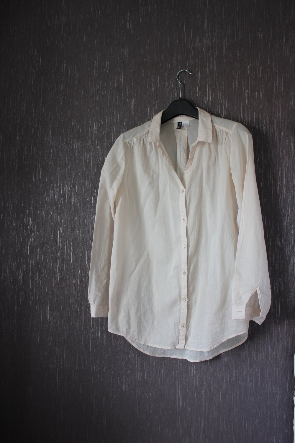 Nudefarbene Bluse