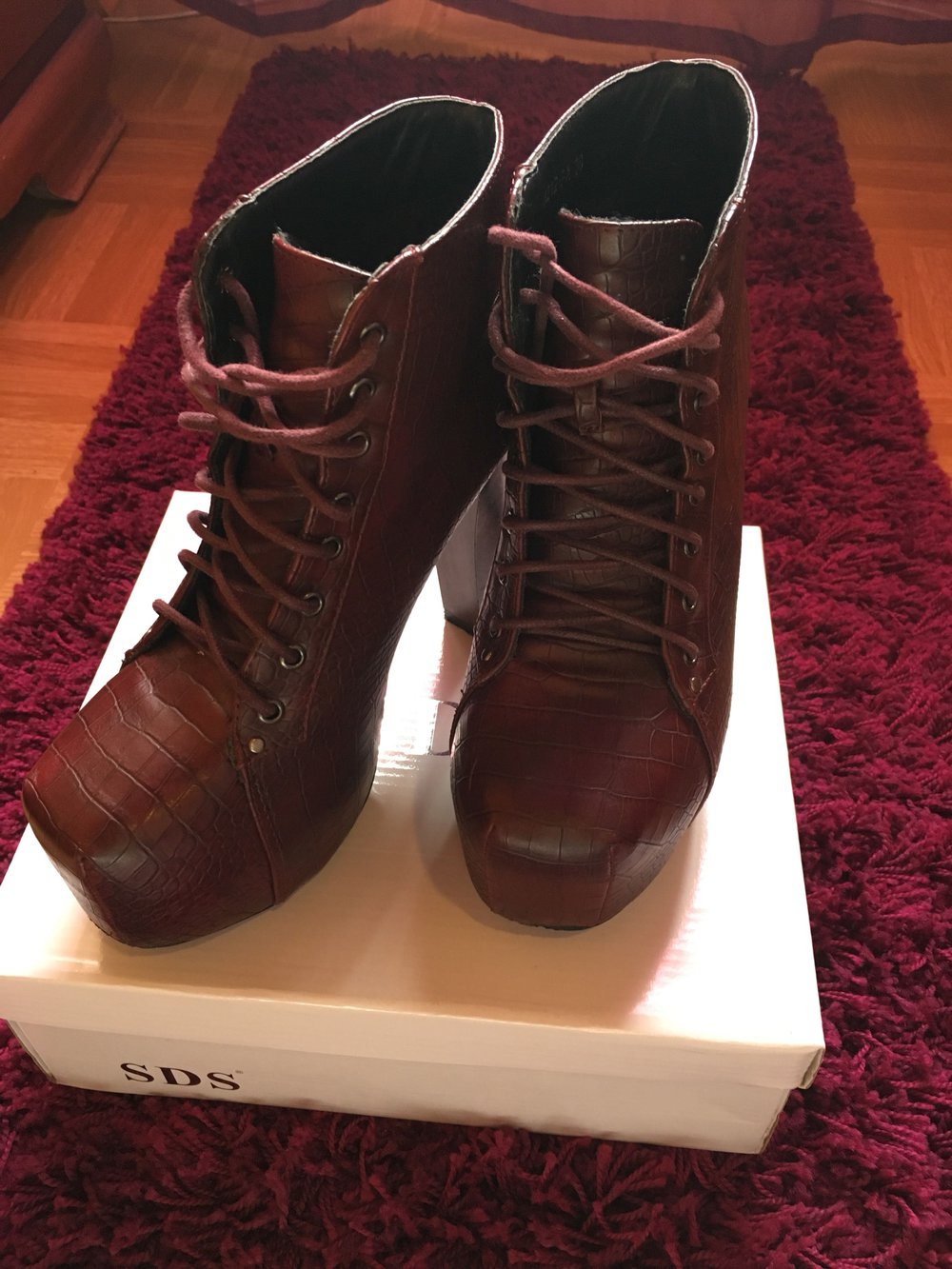 Hohe Schuhe 