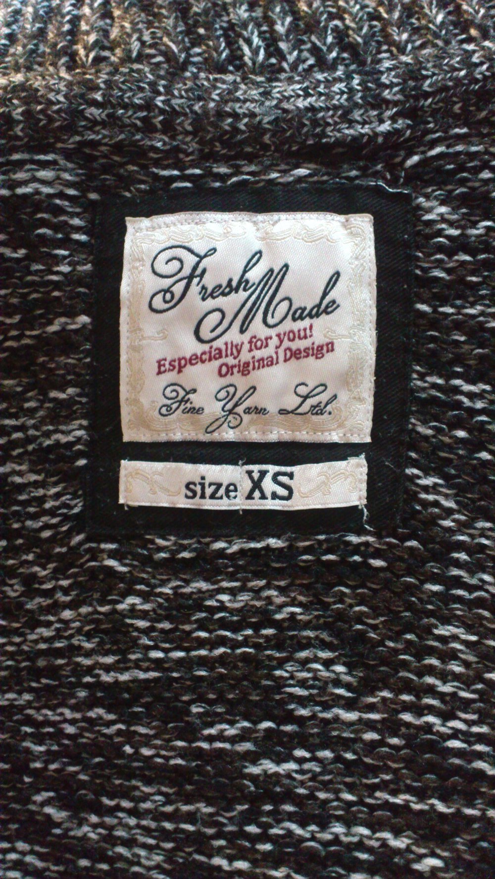 Schwarz braun weiß melierter Cardigan hüftlang Größe XS S 34 36 Fresh Made