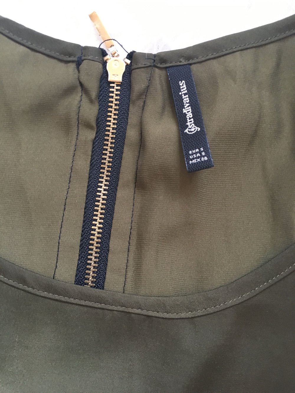 Khaki Top -  Gr. S - Stradivarius 