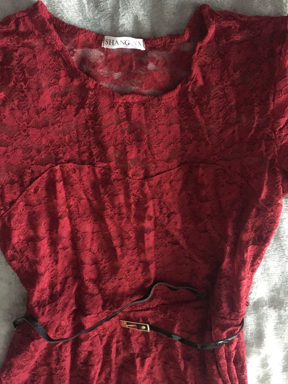 Rotes Spitzenkleid Gr.L/XL inkl. Gürtel