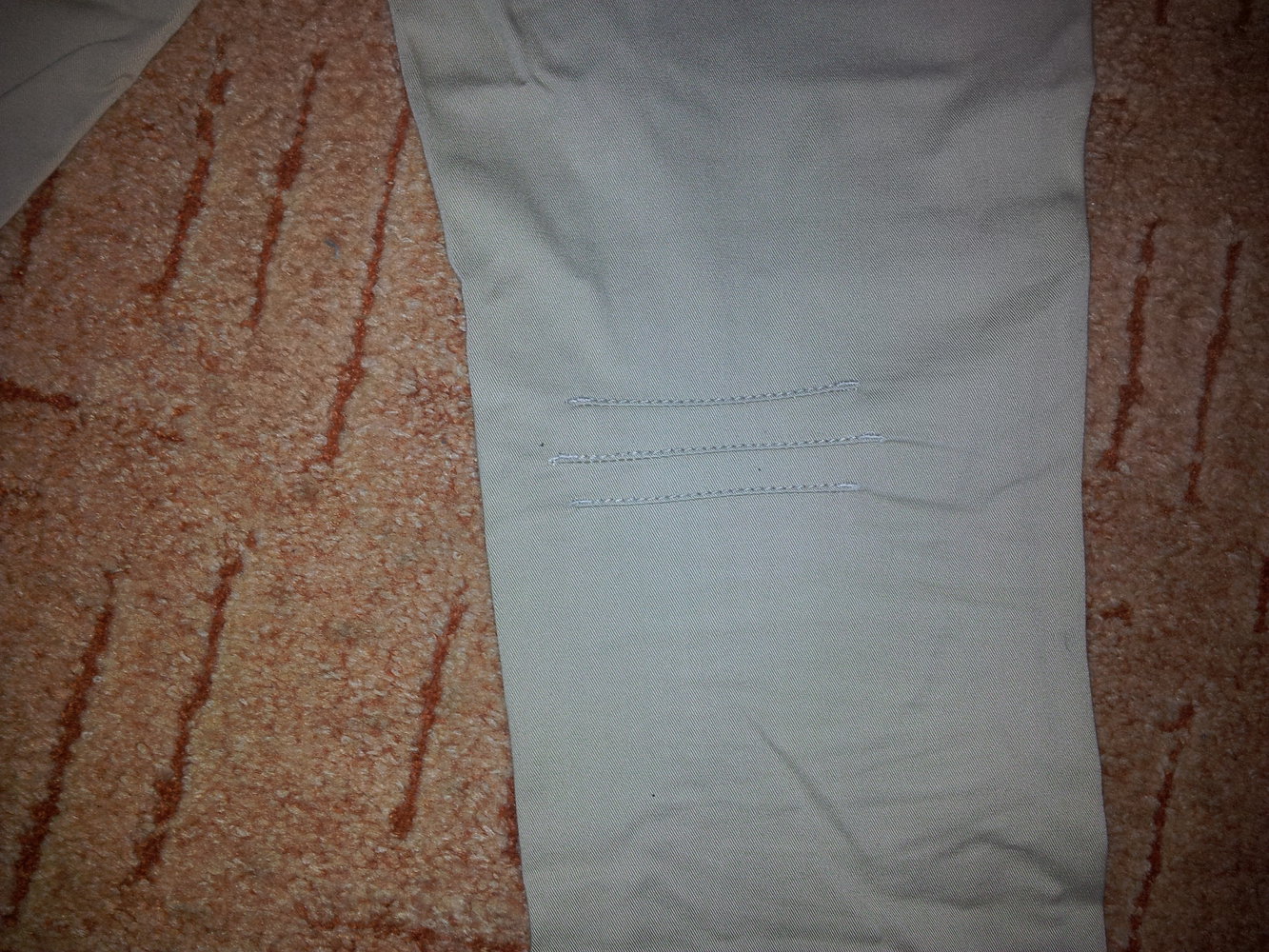 Hose Gr. 34 beige /creme neuwertig