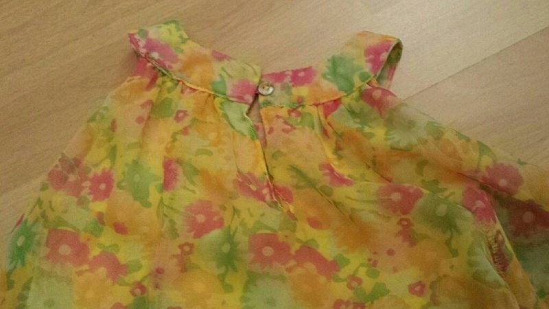 Tolles luftiges Kleidchen für den Sommer Gr. 86