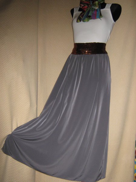 NEU Seidig edel langer flexibler Maxi- Rock 