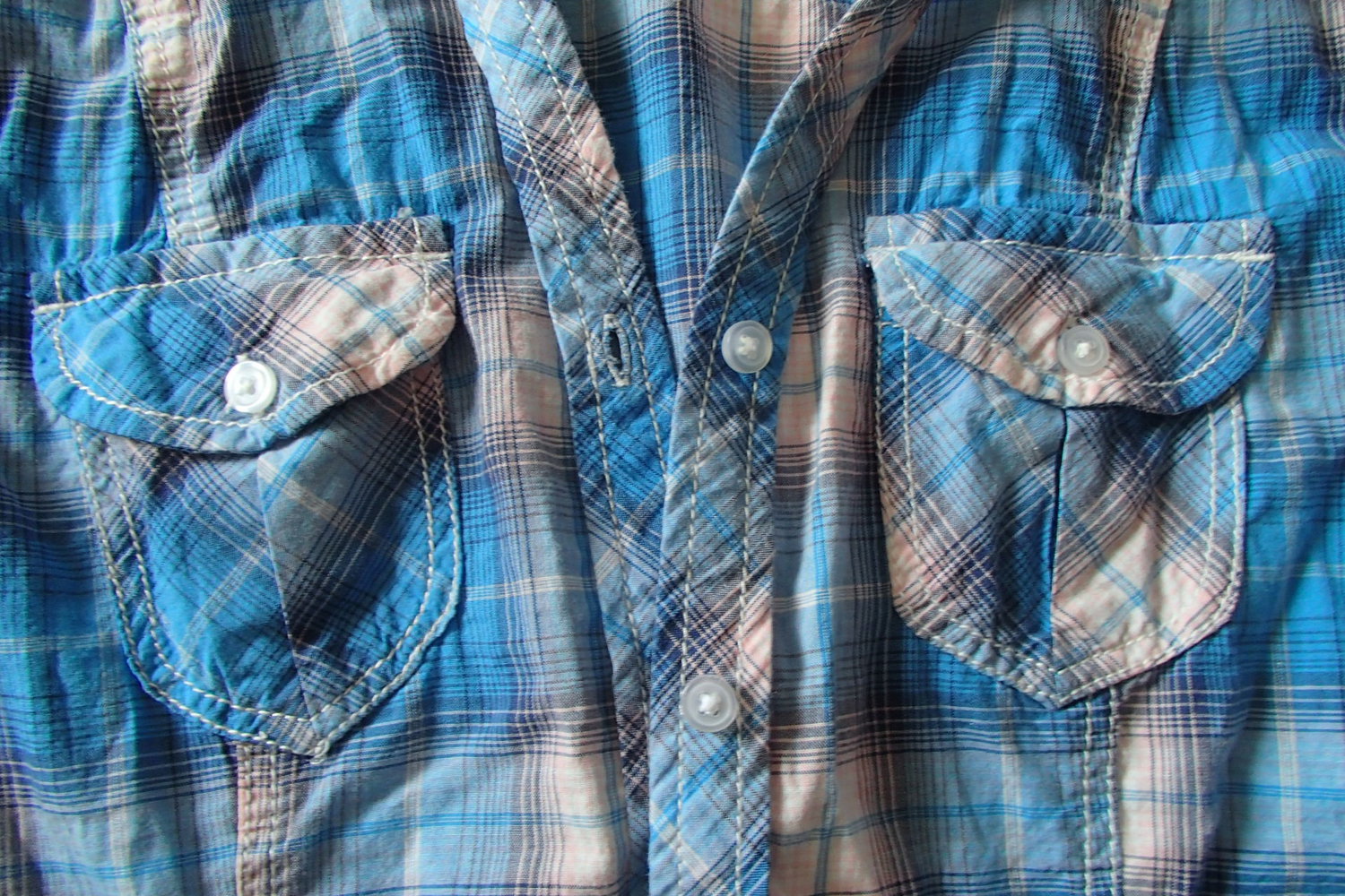 Blau-Weiße Karo-Bluse