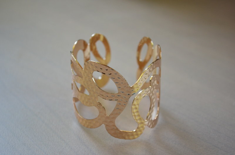 Goldener Armreif