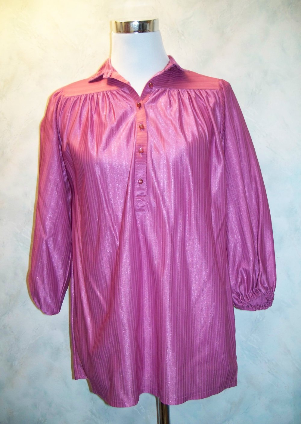 VINTAGE// Pinke Bluse gerade & leicht schillernd mit 3/4-Arm