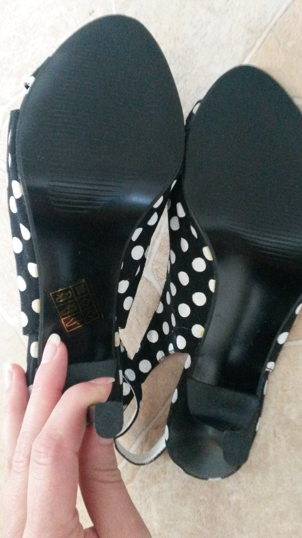 Slingpumps Punkte
