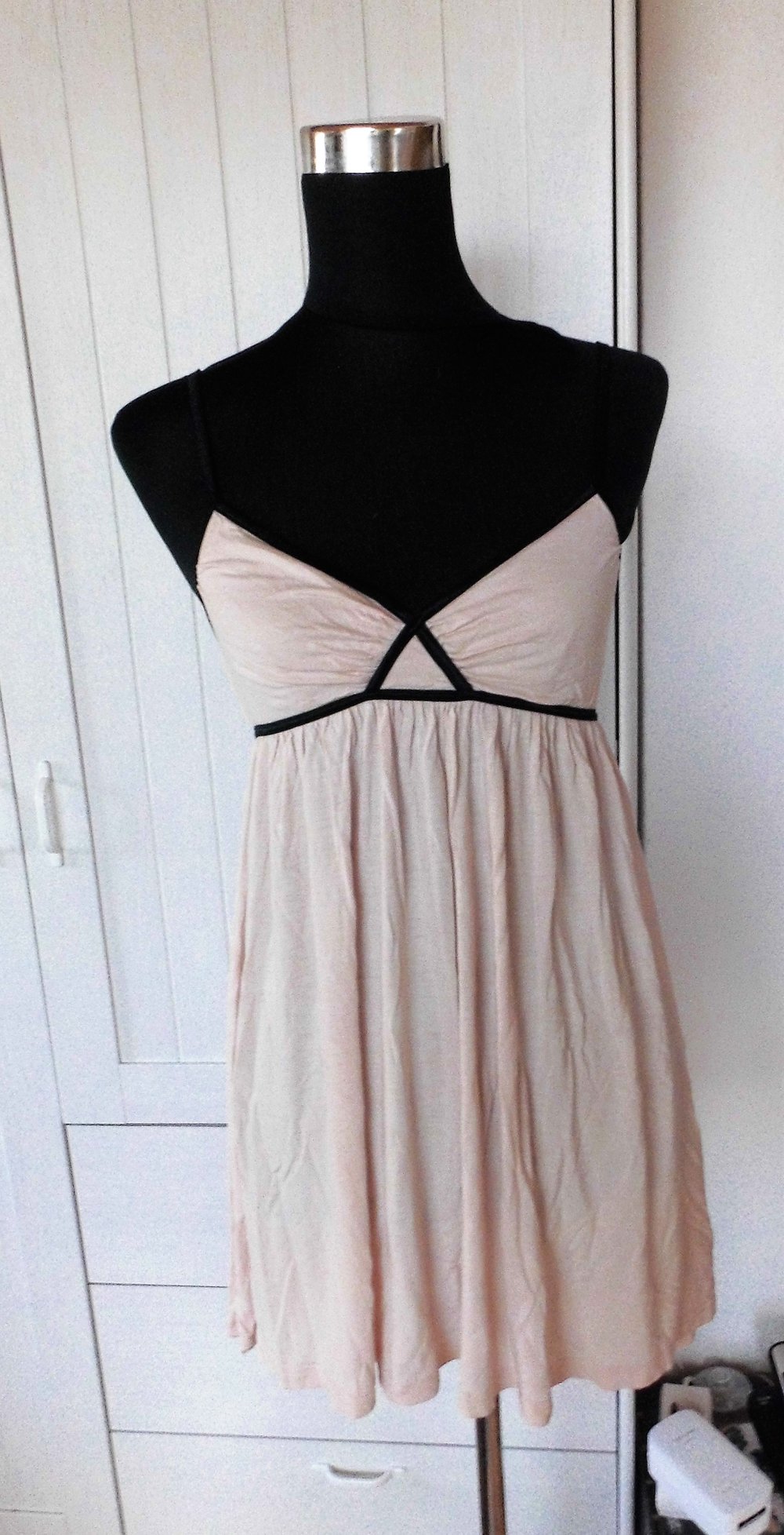 Kurzes Kleid