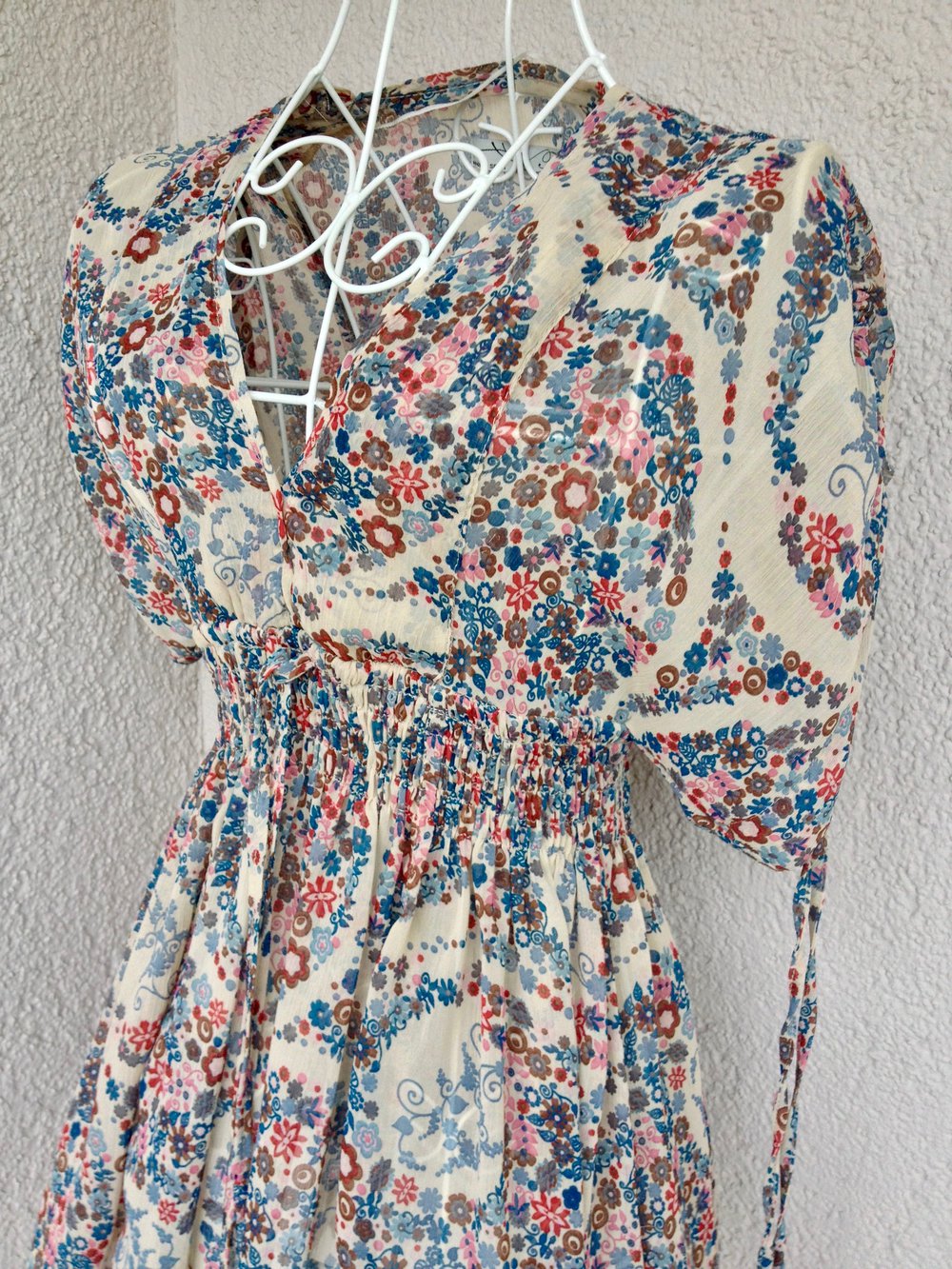 Wunderschönes Oberteil mit Blumenmuster von Zara TRF