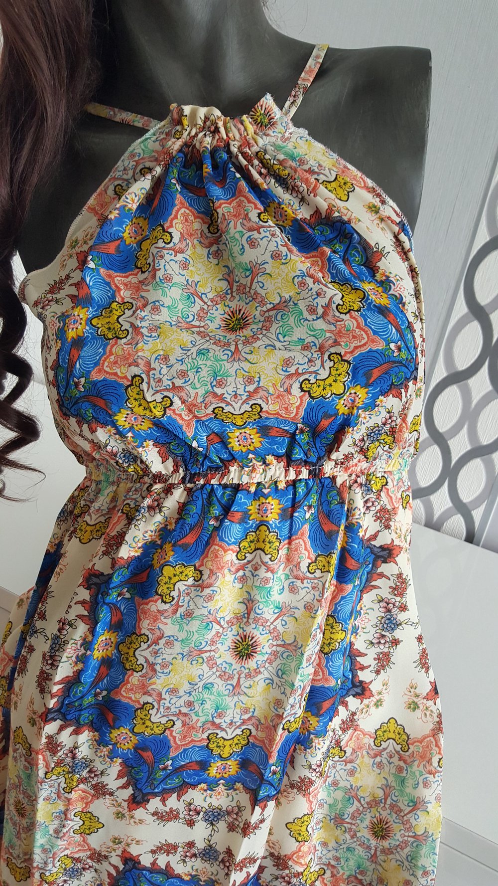 Schönes langes buntes Kleid Strandkleid aus Italien mit Muster S M 36 38 evtl. auch L 40 da dehnbar
