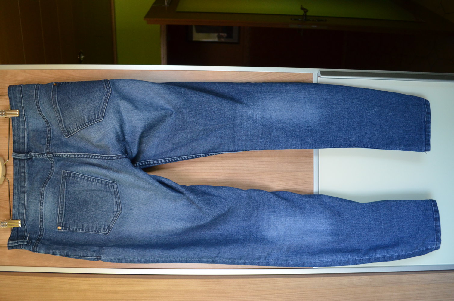 H&M Röhrenjeans