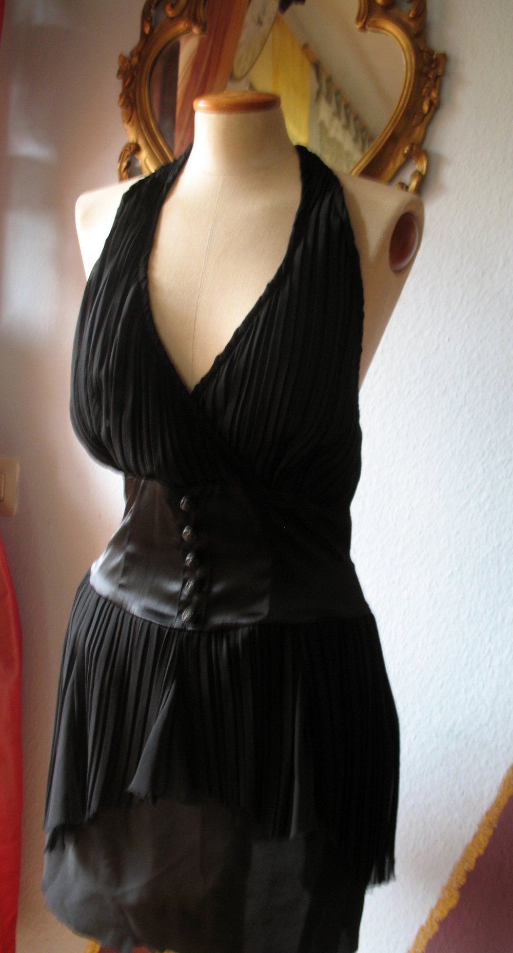 feztiges Schwarzes Neckholder