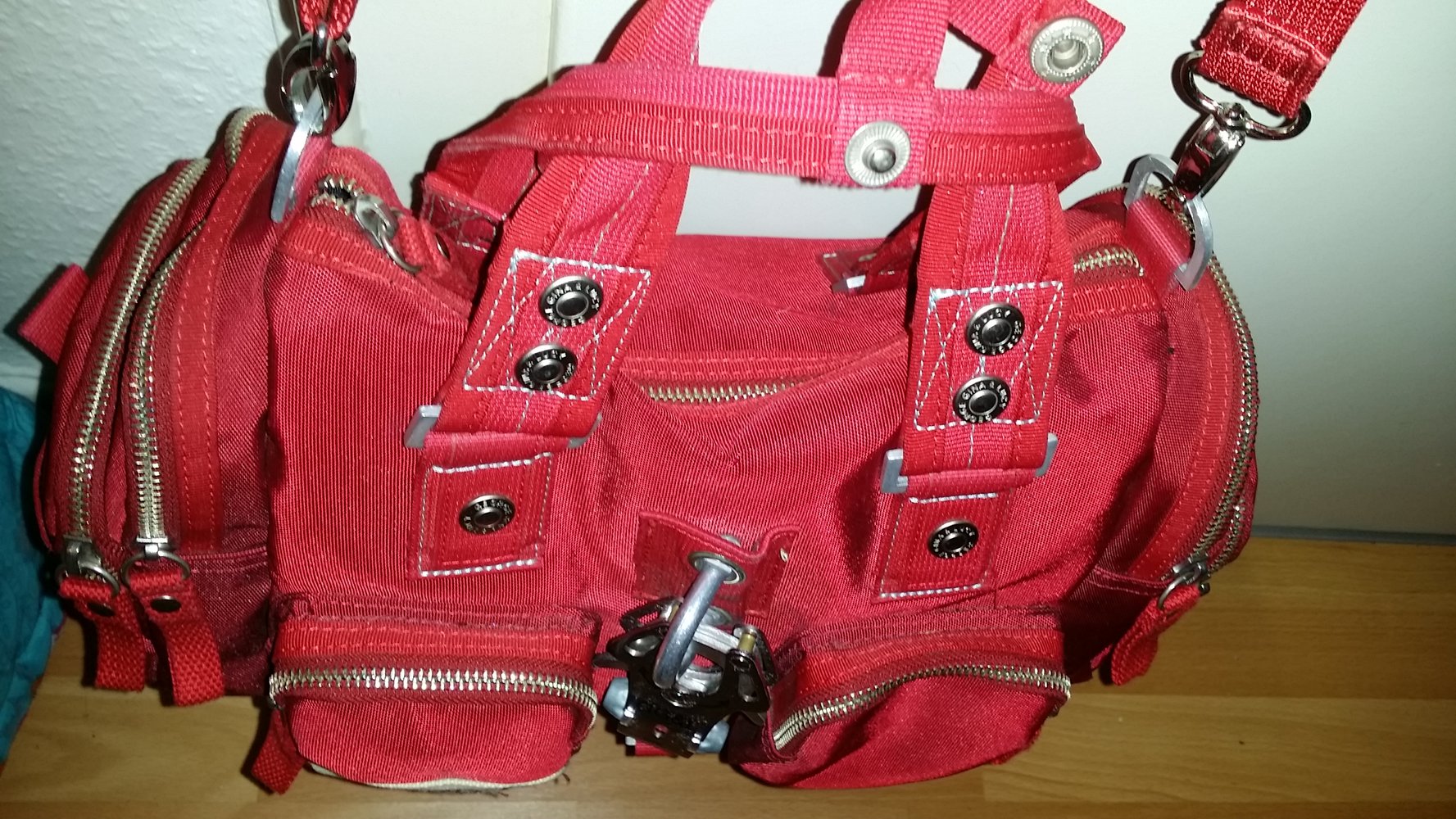 GGL George Gina Lucy Catchall rot Tasche Umhängetasche Handtasche 